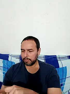 Snapshot of ElSunEagle chatting on 10, 10, 2025 ElSunEagle online show from 10, 10, 2025