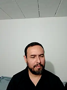 Snapshot of ElSunEagle chatting on 22, 10, 2025 ElSunEagle online show from 22, 10, 2025