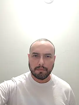 Snapshot of ElSunEagle chatting on 29, 11, 2025 ElSunEagle online show from 29, 11, 2025