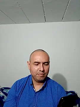 Snapshot of ElSunEagle chatting on 3, 11, 2025 ElSunEagle online show from 3, 11, 2025