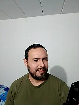 Snapshot of ElSunEagle chatting on 18, 10, 2025 ElSunEagle online show from 18, 10, 2025