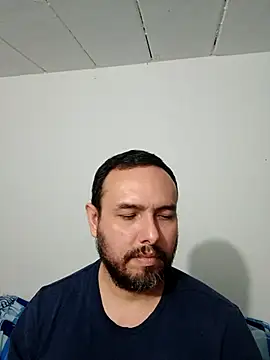 Snapshot of ElSunEagle chatting on 25, 10, 2025 ElSunEagle online show from 25, 10, 2025