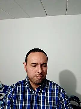 Snapshot of ElSunEagle chatting on 15, 9, 2025 ElSunEagle online show from 15, 9, 2025