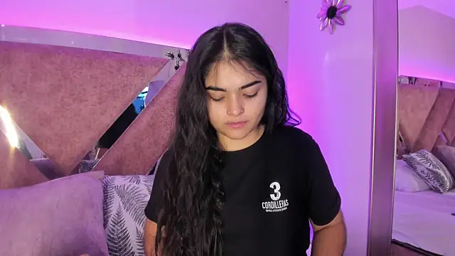 GiselOrtiz online show from 5, 3, 2025