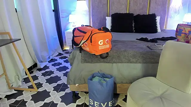 GiselOrtiz online show from 24, 2, 2026