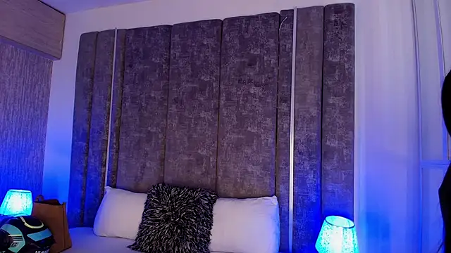 GiselOrtiz online show from 7, 2, 2026