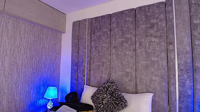 GiselOrtiz online show from 10, 2, 2026