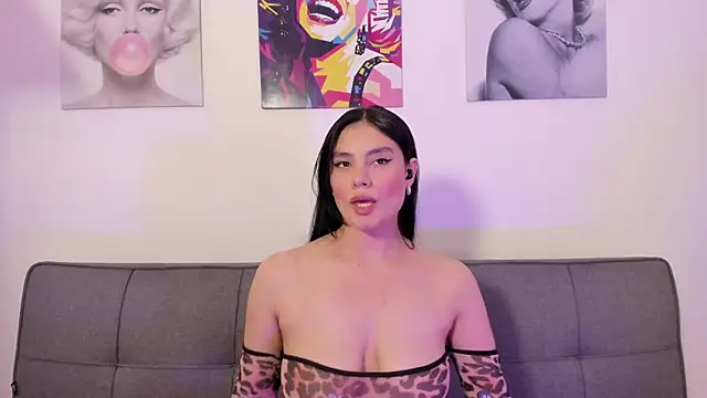 Maylin Garcia online show from 18, 7, 2026