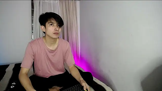 Pinkandyellowpokemon online show from 24, 2, 2025