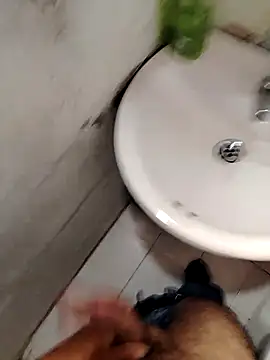 Danielitohot23cm online show from 4, 11, 2025