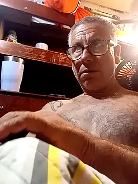 Snapshot of Pcsammy73 chatting on 22, 10, 2025 Pcsammy73 online show from 22, 10, 2025