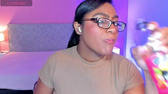 Snapshot of BlakmillerrGilson chatting on 13, 11, 2025 BlakmillerrGilson online show from 13, 11, 2025