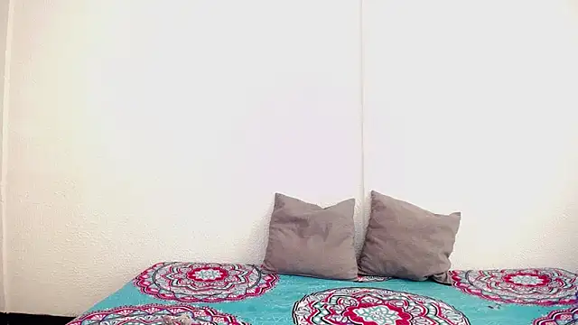  joanne and oliver  online show from 19, 9, 2025