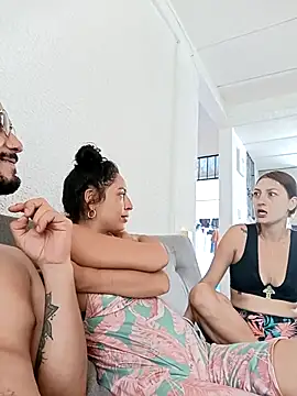  joanne and oliver  online show from 31, 10, 2025