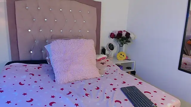 AnnadirtyXo online show from 25, 11, 2025