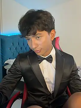 Leonarrrd 01 online show from 4, 2, 2026