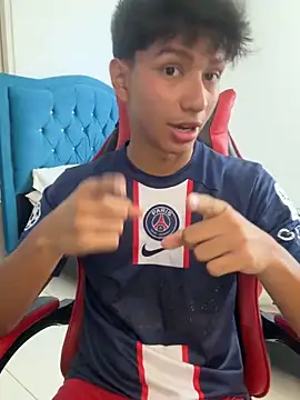 Leonarrrd 01 online show from 4, 3, 2026