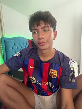 Leonarrrd 01 online show from 10, 3, 2026