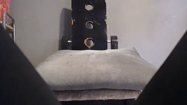 Snapshot of Amazing12inch chatting on 1, 11, 2025 Amazing12inch online show from 1, 11, 2025