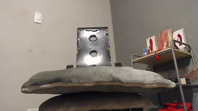 Amazing12inch online show from 2, 12, 2025