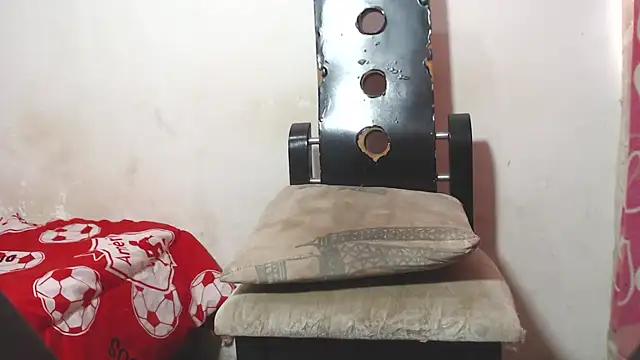Snapshot of Amazing12inch chatting on 20, 2, 2025 Amazing12inch online show from 20, 2, 2025