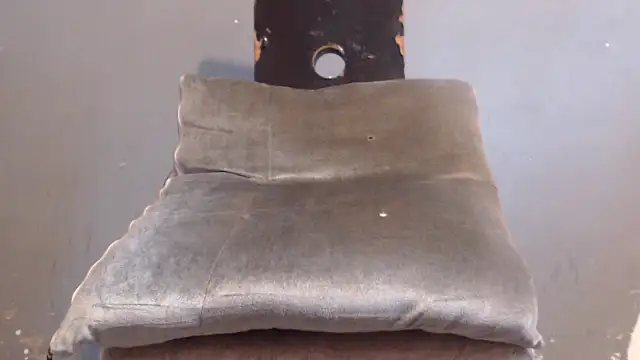 Snapshot of Amazing12inch chatting on 8, 11, 2025 Amazing12inch online show from 8, 11, 2025