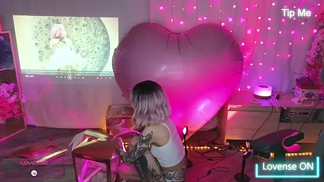 Kerry Kirk online show from 9, 2, 2026