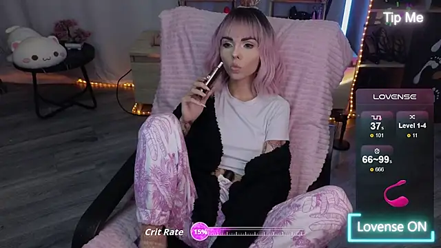 Kerry Kirk online show from 7, 11, 2025