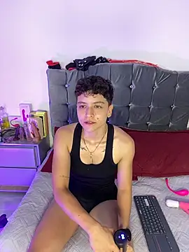Snapshot of Antonella_Cruz02 chatting on 21, 5, 2026 Antonella Cruz02 online show from 21, 5, 2026