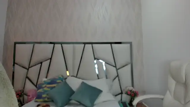  aurora18  online show from 5, 2, 2026