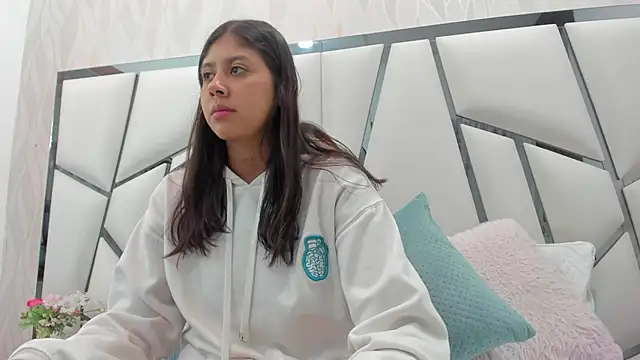  aurora18  online show from 27, 2, 2026