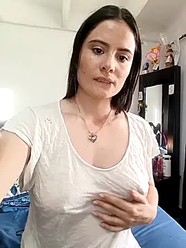 Zoe Clark  online show from 7, 10, 2025