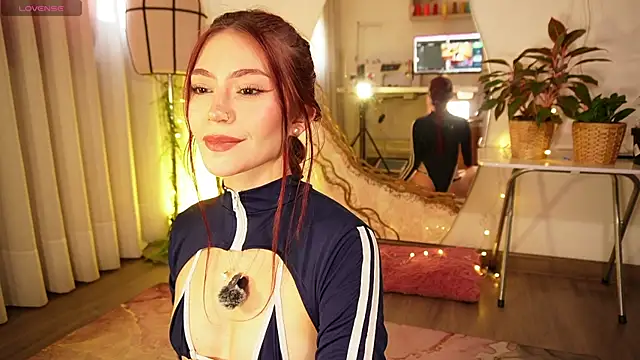 chloebritto online show from 22, 4, 2026