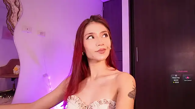 chloebritto online show from 9, 11, 2025