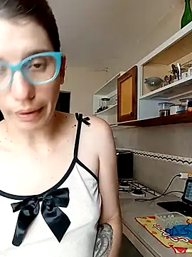 Luna-e-Franco1 online show from 28, 2, 2025