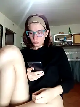 Luna-e-Franco1 online show from 2, 2, 2025