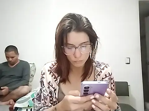 Luna-e-Franco1 online show from 6, 4, 2026