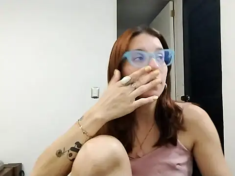 Luna-e-Franco1 online show from 19, 10, 2025