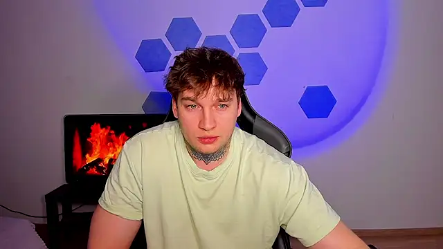 Chris Tyson online show from 18, 4, 2026