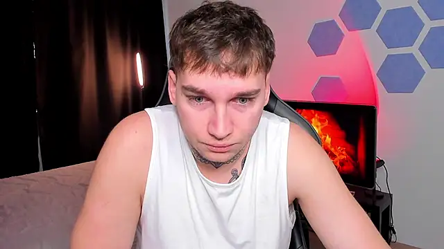 Chris Tyson online show from 4, 12, 2025