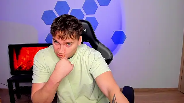 Chris Tyson online show from 6, 1, 2026