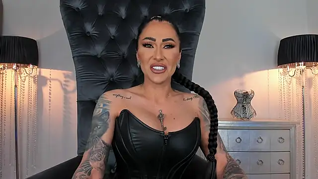 Snapshot of Mistress-Kennya chatting on 11, 5, 2026 Mistress-Kennya online show from 11, 5, 2026