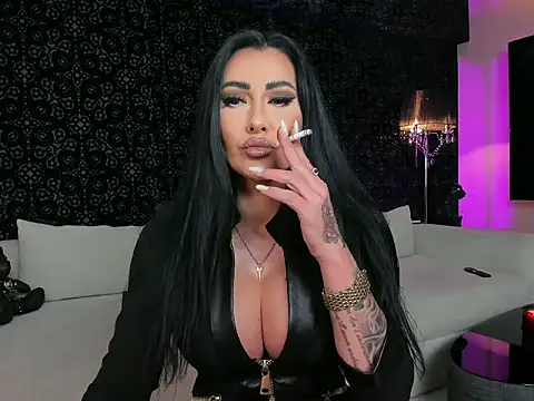 Snapshot of Mistress-Kennya chatting on 15, 10, 2025 Mistress-Kennya online show from 15, 10, 2025