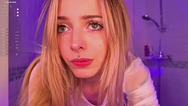 LoraaDoll online show from 31, 1, 2025