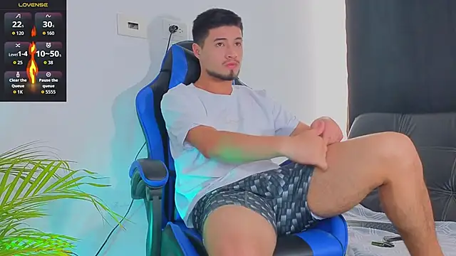 EdwardRoss  online show from 30, 10, 2025