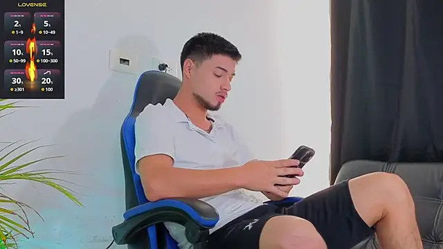 EdwardRoss  online show from 24, 11, 2025