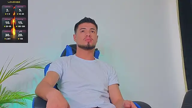 EdwardRoss  online show from 13, 10, 2025