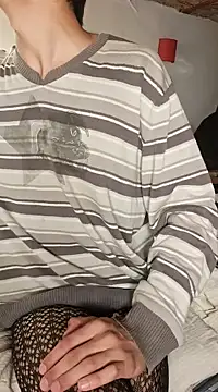 Snapshot of LYZBORNHD chatting on 29, 12, 2024 LYZBORNHD online show from 29, 12, 2024