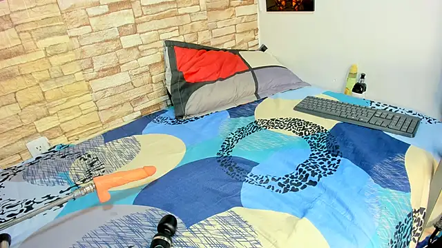 kaiagerbes3 online show from 17, 11, 2025