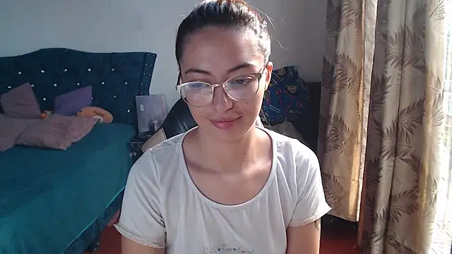 Snapshot of Kate_lorens9 chatting on 2, 8, 2026 Kate lorens9 online show from 2, 8, 2026